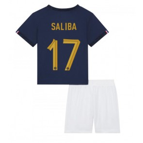 Frankrig William Saliba #17 Hjemmebanesæt Børn VM 2022 Kort ærmer (+ korte bukser)